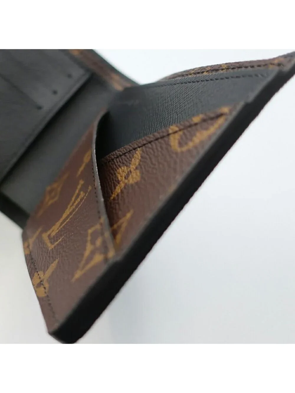 Louis Vuitton Heaven Portefeuille Multiple Bifold Wallet Monogram Black Brown